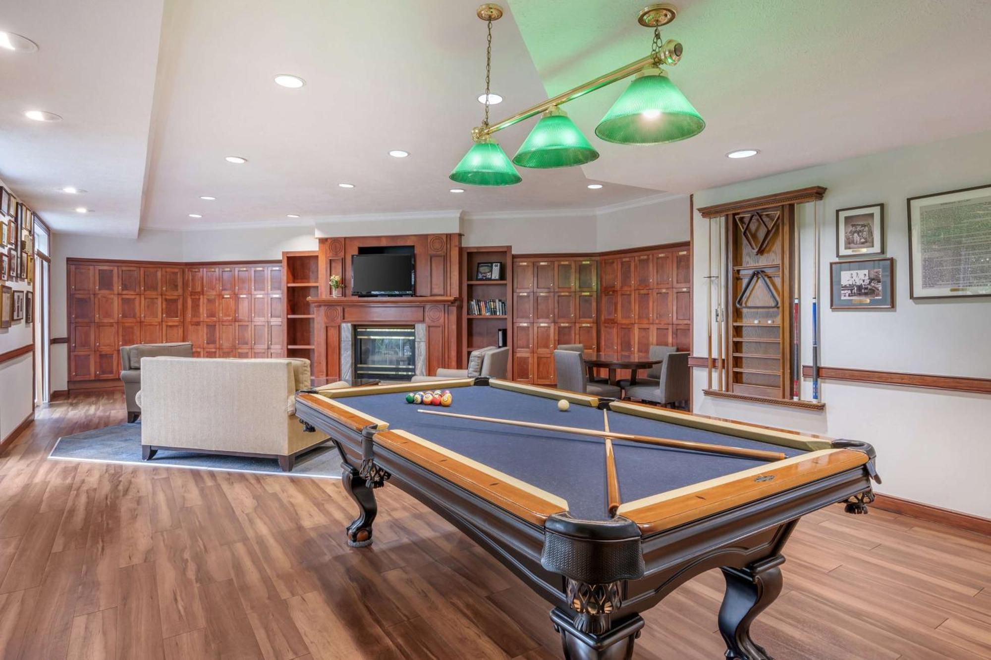 Resort Hilton Vacation Club Varsity Club South Bend, In South Bend